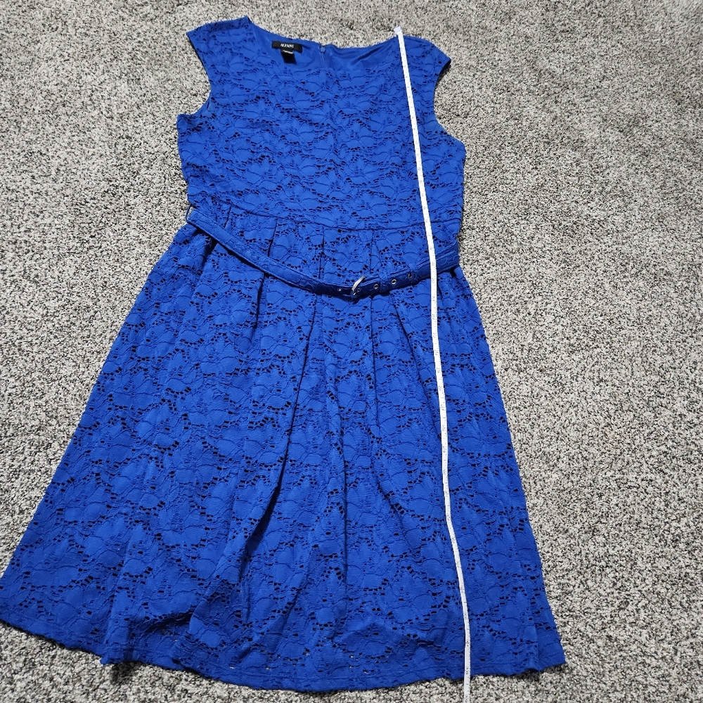 Floral Lace Sleeveless Dress Size M - Picture 14 of 15
